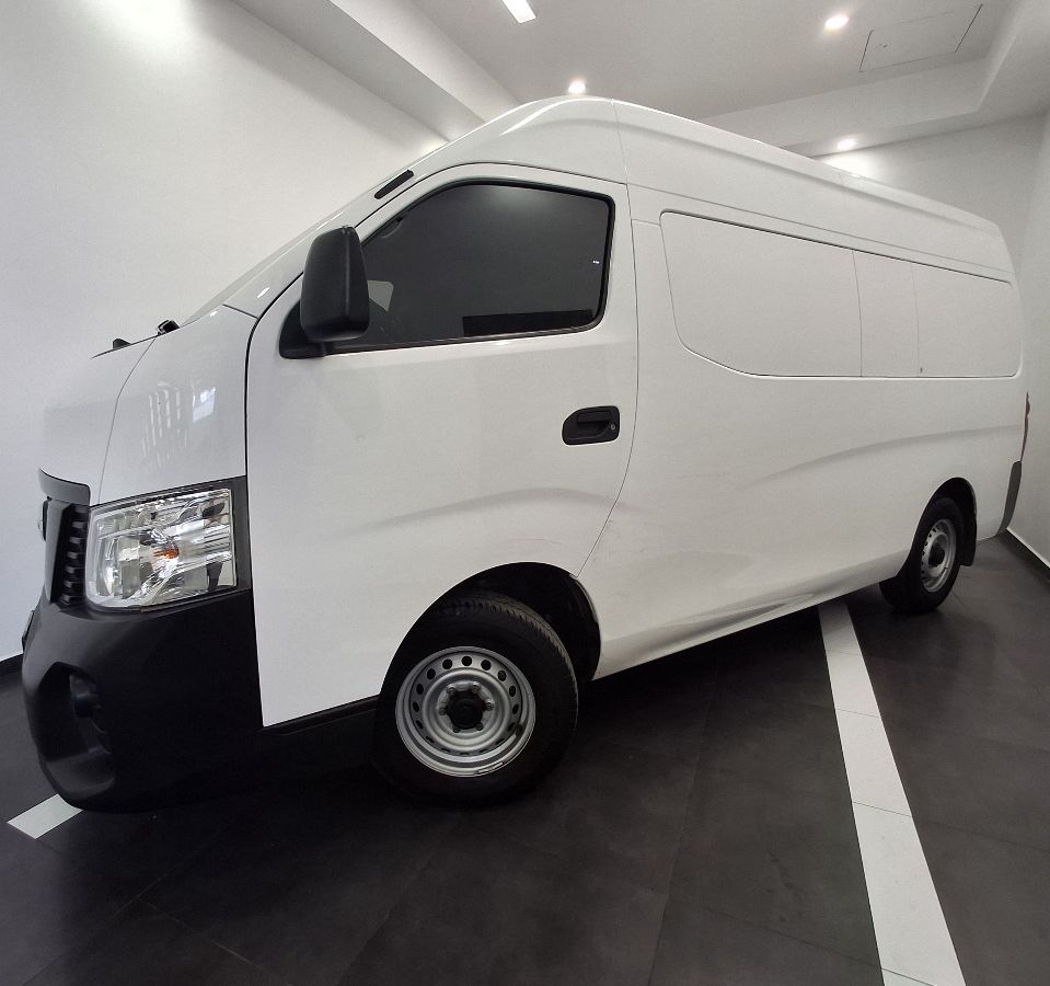 Nissan Urvan 2021